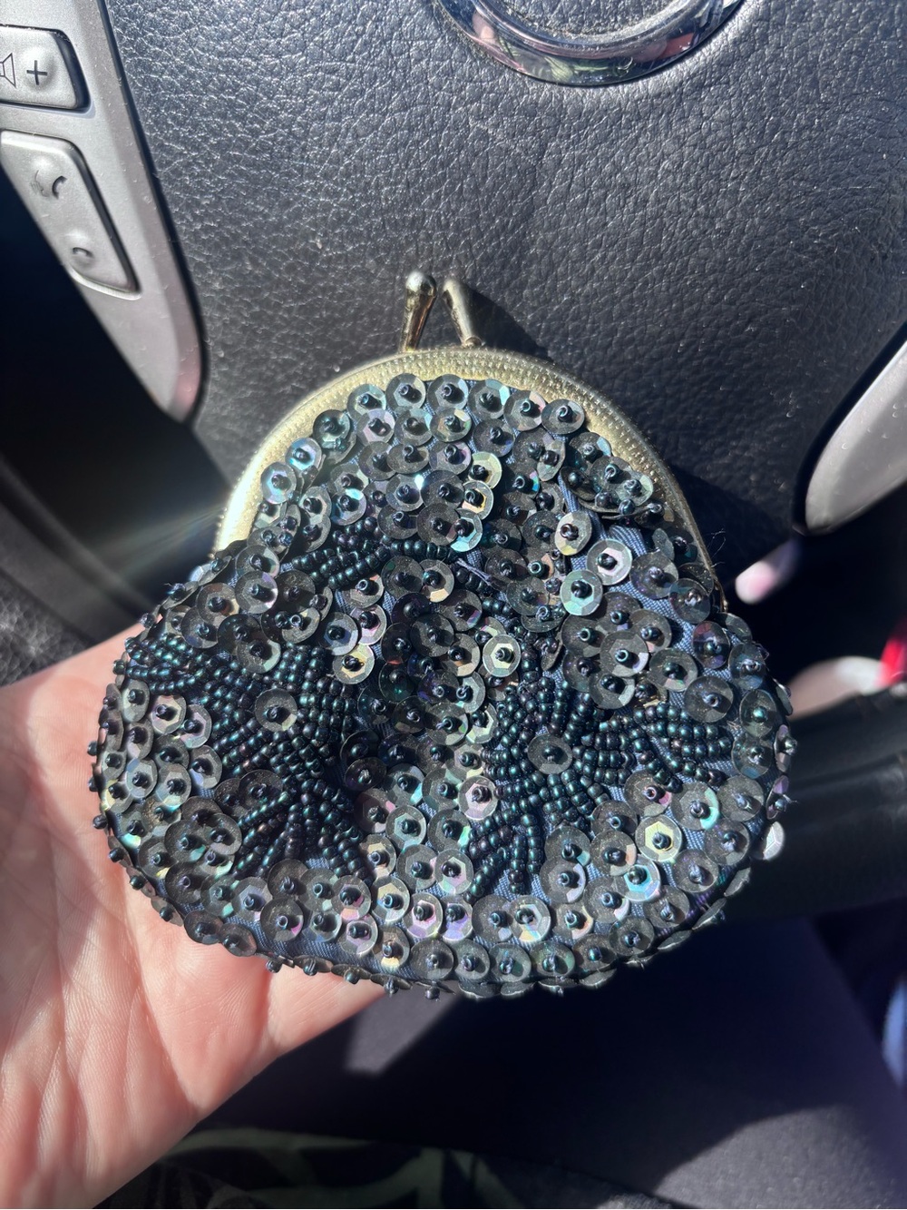 Vintage small Beaded Sequin Coin Purse - Iridescent Black